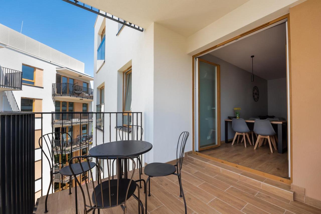 Wola Skwer Happy Apartment Warszawa Zewnętrze zdjęcie