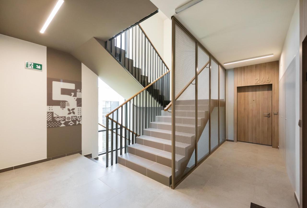 Wola Skwer Happy Apartment Warszawa Zewnętrze zdjęcie