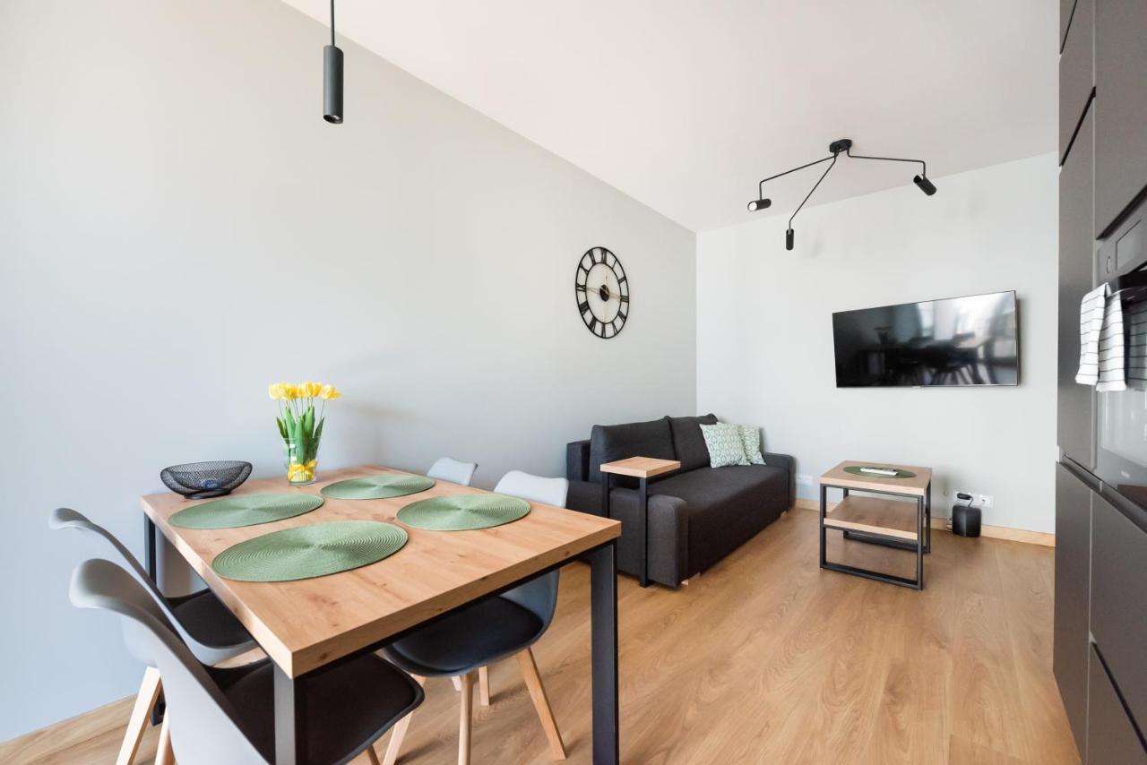 Wola Skwer Happy Apartment Warszawa Zewnętrze zdjęcie