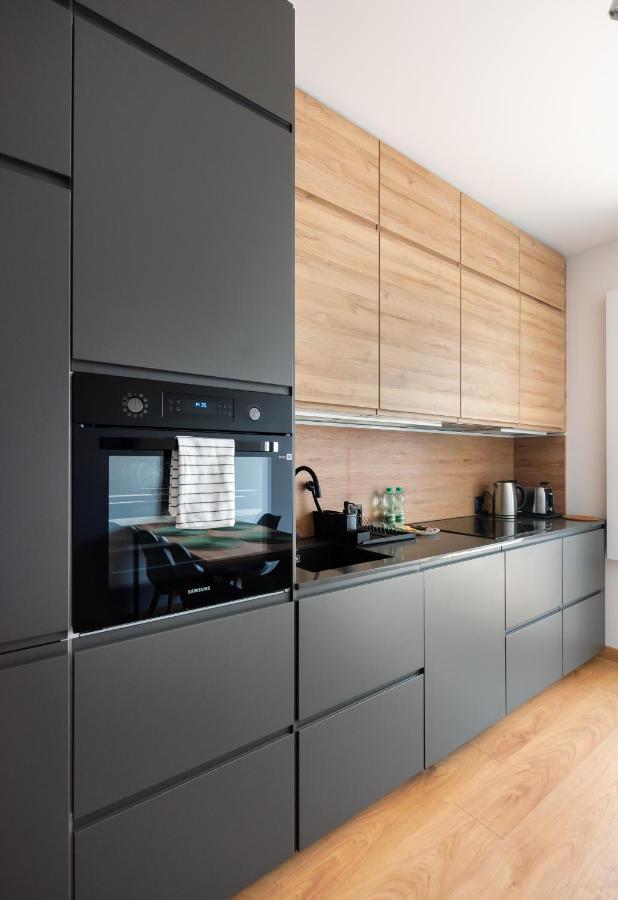 Wola Skwer Happy Apartment Warszawa Zewnętrze zdjęcie